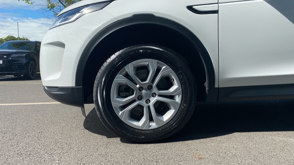 Land Rover Discovery Sport S B24KOL White #6
