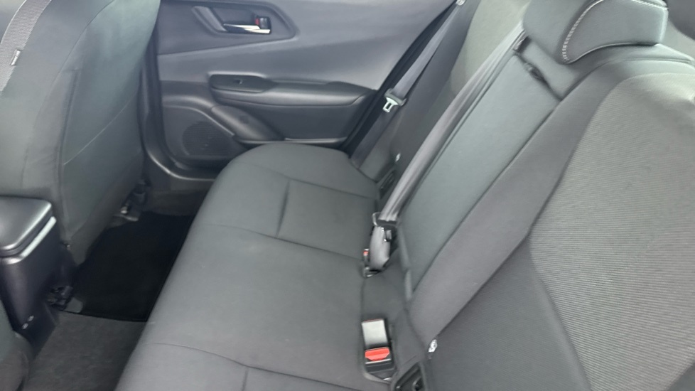 Toyota Prius Excel #15