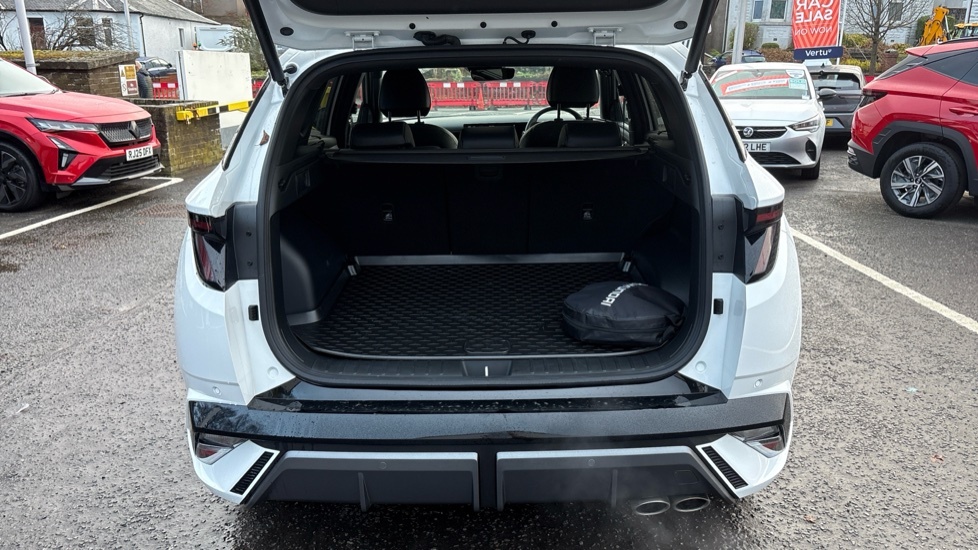 Hyundai Tucson N Line White #4