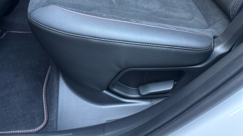 Hyundai Tucson Ultimate Grey #40