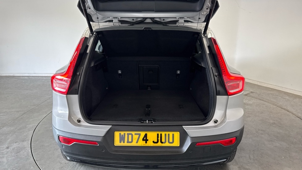 Volvo XC40 Ultra Silver #4