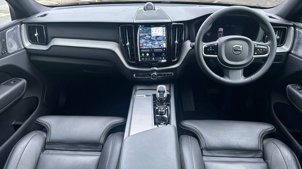 Volvo XC60 Ultra Black Edition Black #5