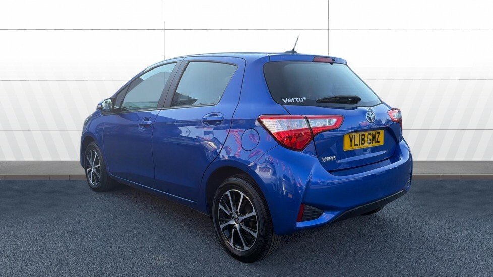 Toyota Yaris Icon Tech Blue #2