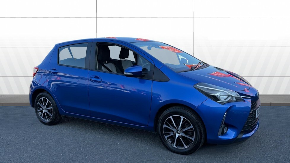 Toyota Yaris Icon Tech Blue