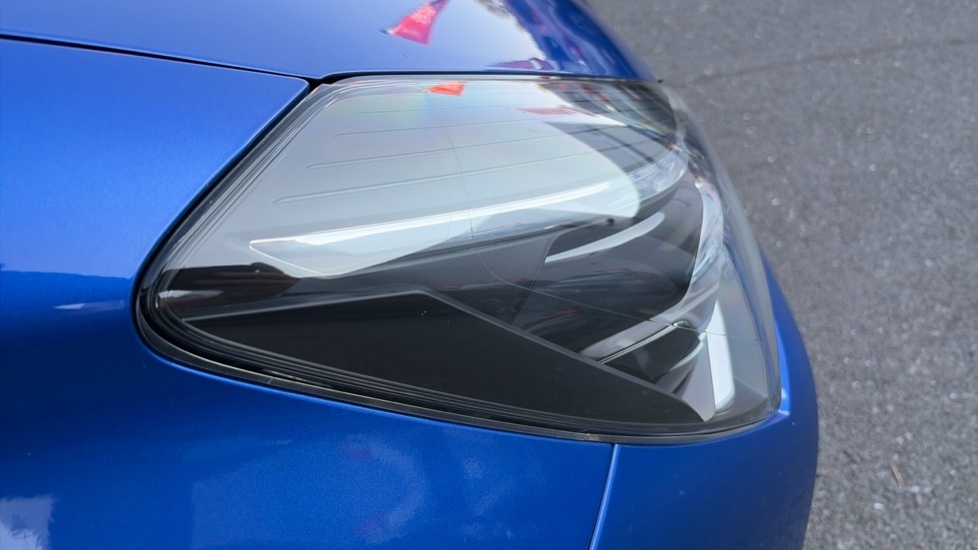 Toyota Yaris Hatchback Blue #39