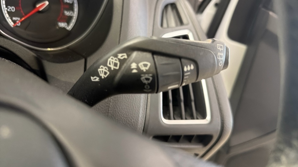 Ford Focus 1.0 Ecoboost Zetec Edition #39