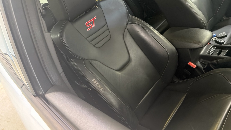 Ford Focus 1.0 Ecoboost Zetec Edition #27