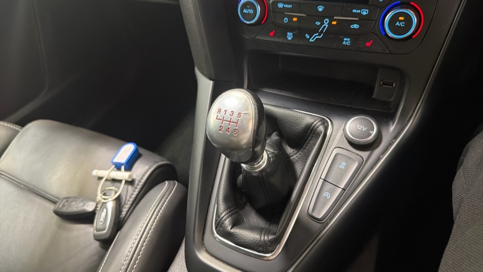 Ford Focus 1.0 Ecoboost Zetec Edition #13