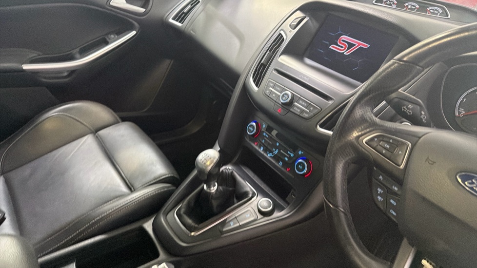 Ford Focus 1.0 Ecoboost Zetec Edition #14