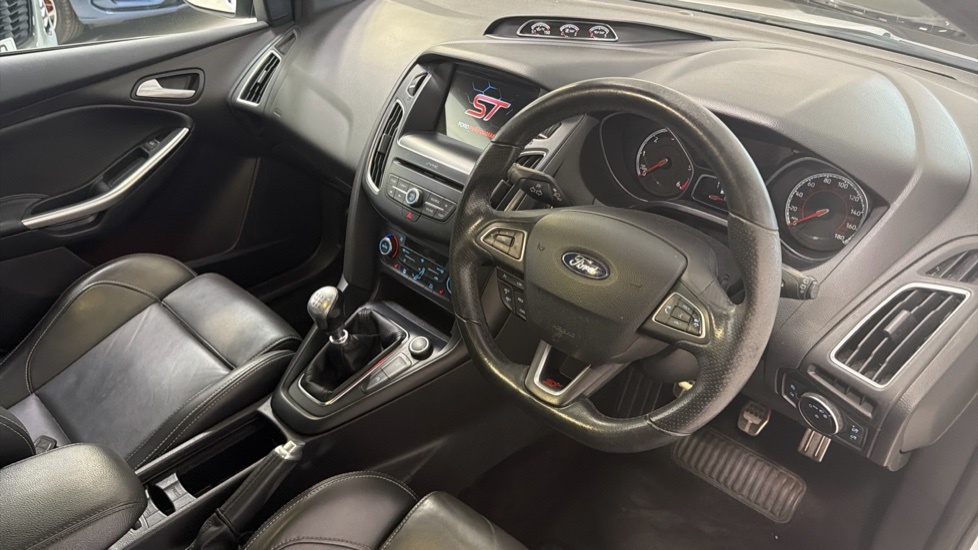 Ford Focus 1.0 Ecoboost Zetec Edition #11