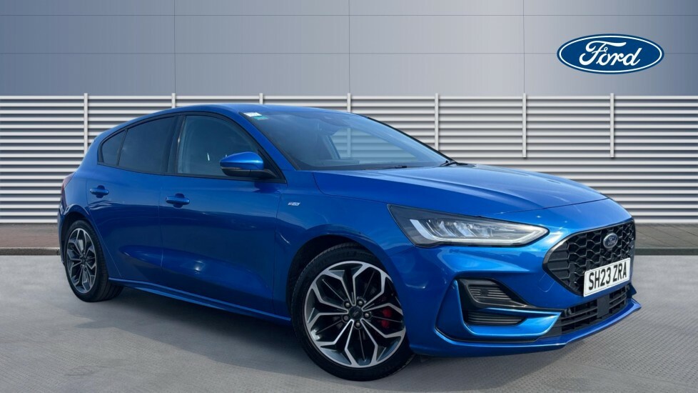 Ford Focus St-line X Blue