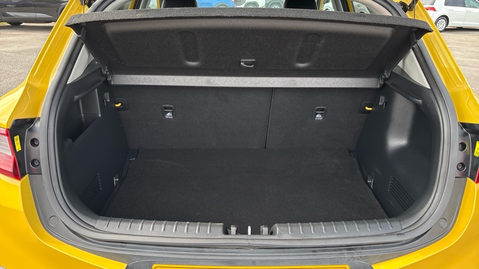 Kia Stonic Gt-line S Yellow #4
