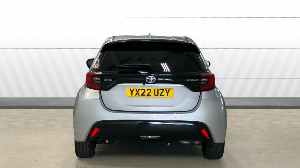 Toyota Yaris Excel Silver #6