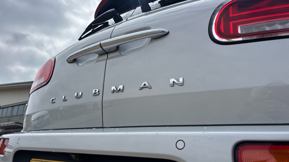 Mini Clubman Cooper Classic Red #31