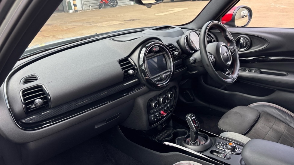Mini Clubman Cooper Classic Red #7