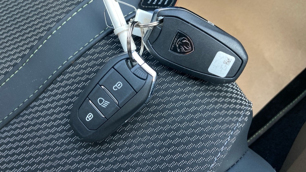 Peugeot 2008 1.2 Puretech Active Blue #20