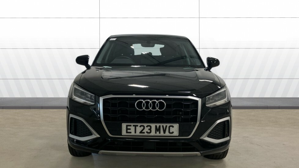Audi Q2 Sport Black #3