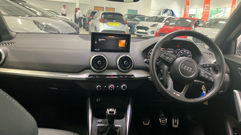 Audi Q2 Black Edition 35 Tfsi 150 Ps S Tronic Blue #10