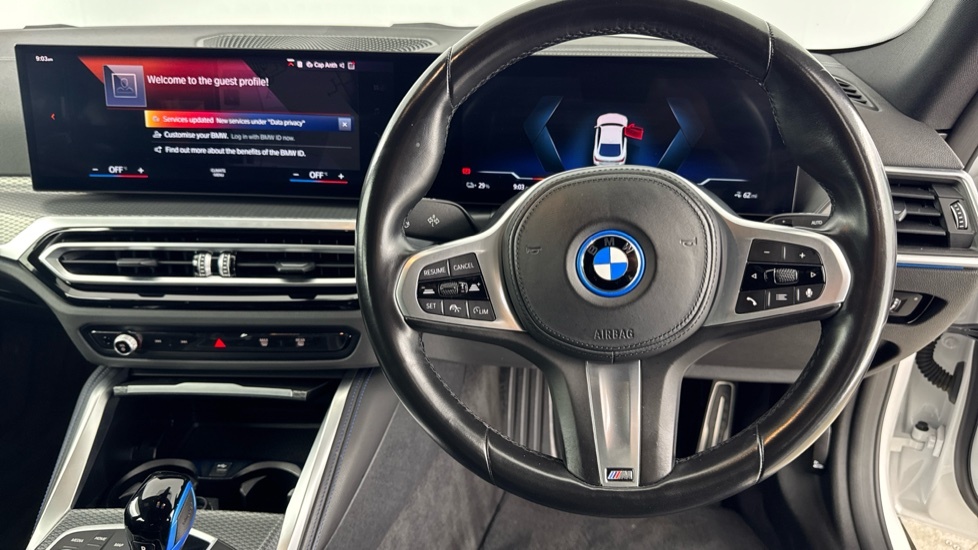 BMW i4 M Sport White #5
