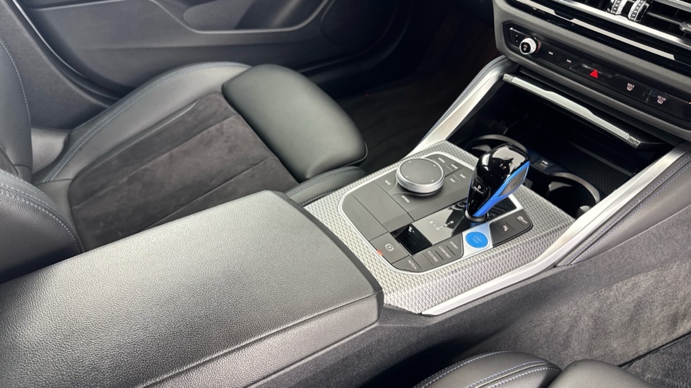 BMW i4 Edrive40 M Sport Blue #10