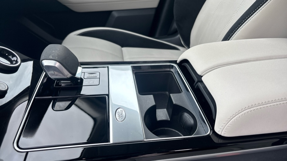 Land Rover Range Rover Velar R-dynamic Se Grey #47