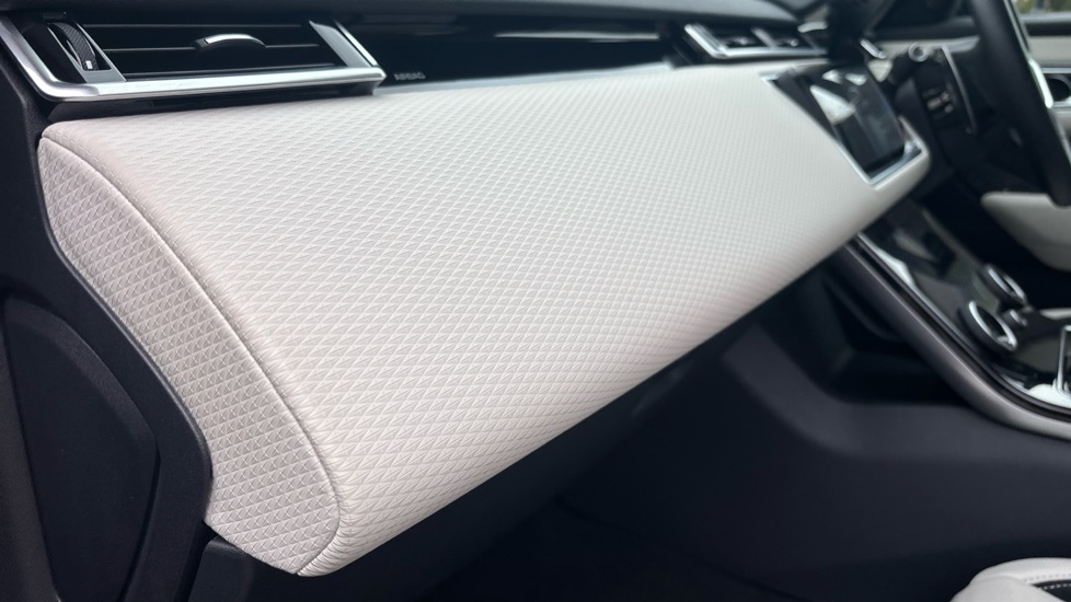Land Rover Range Rover Velar R-dynamic Se Grey #51