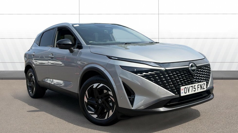Nissan Qashqai N-connecta Silver