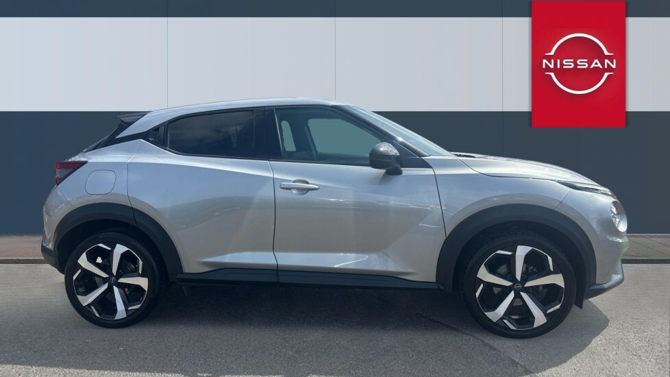 Nissan Juke Tekna Silver #5