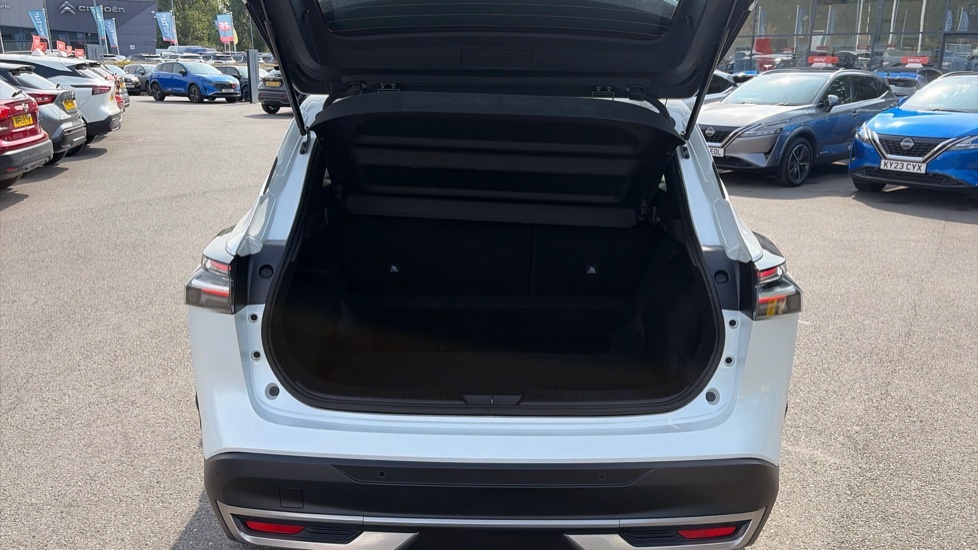 Nissan Qashqai Acenta Premium OV75AFK White #4