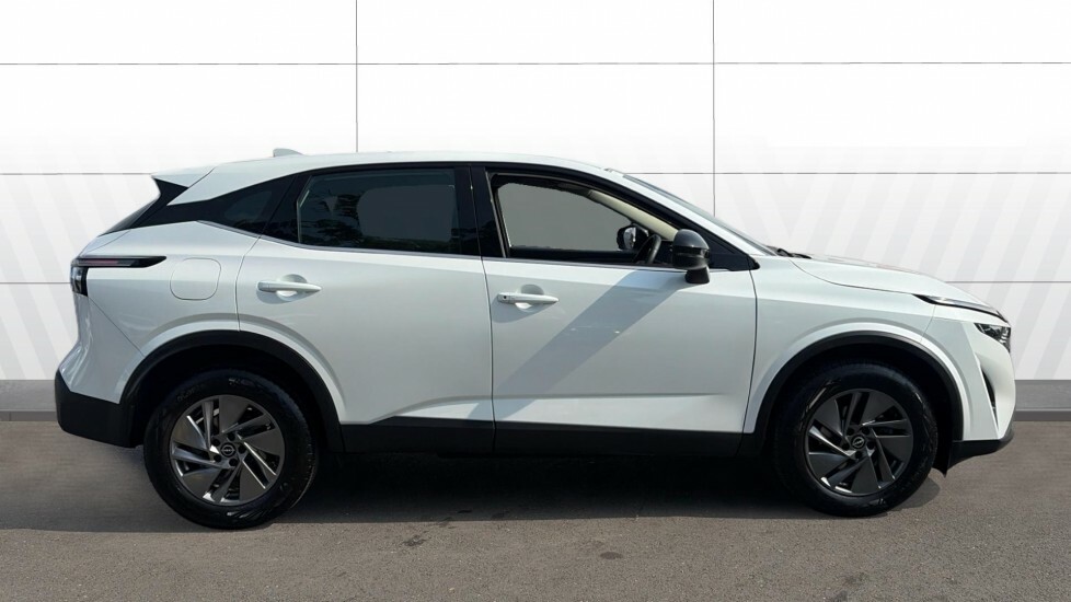Nissan Qashqai Acenta Premium OV75AFK White #5