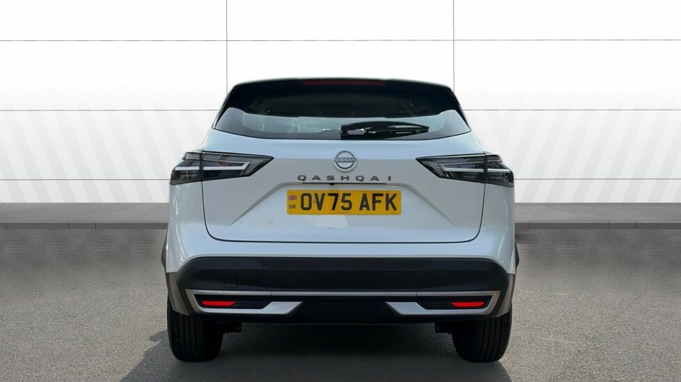 Nissan Qashqai Acenta Premium OV75AFK White #6