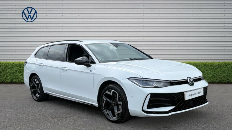 Volkswagen Passat R-line White