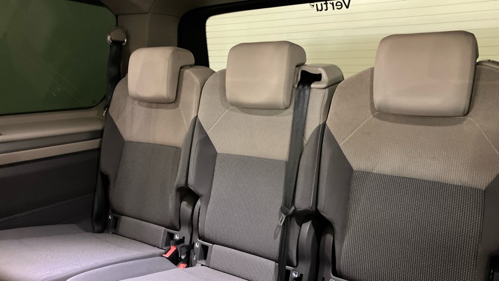 Volkswagen Multivan Lwb 2.0 Tdi 150Ps Style Dsg 7 Seatspanoramic Sunr Grey #16
