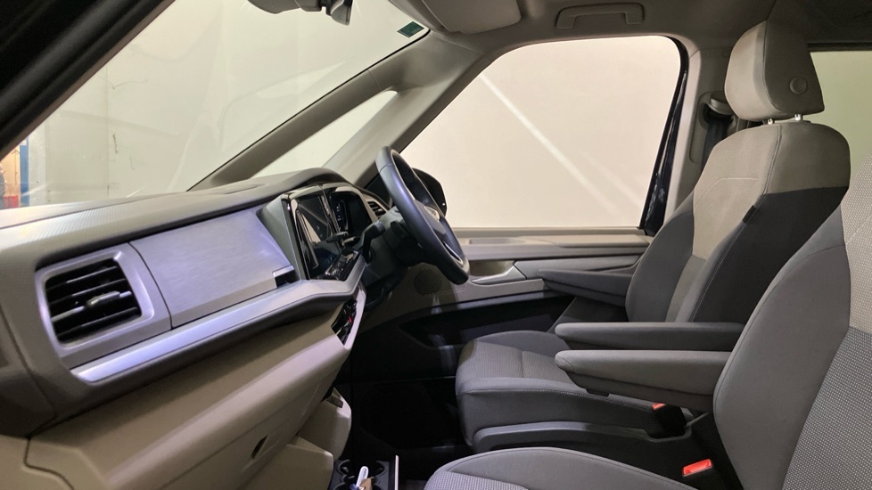 Volkswagen Multivan Lwb 2.0 Tdi 150Ps Style Dsg 7 Seatspanoramic Sunr Grey #24
