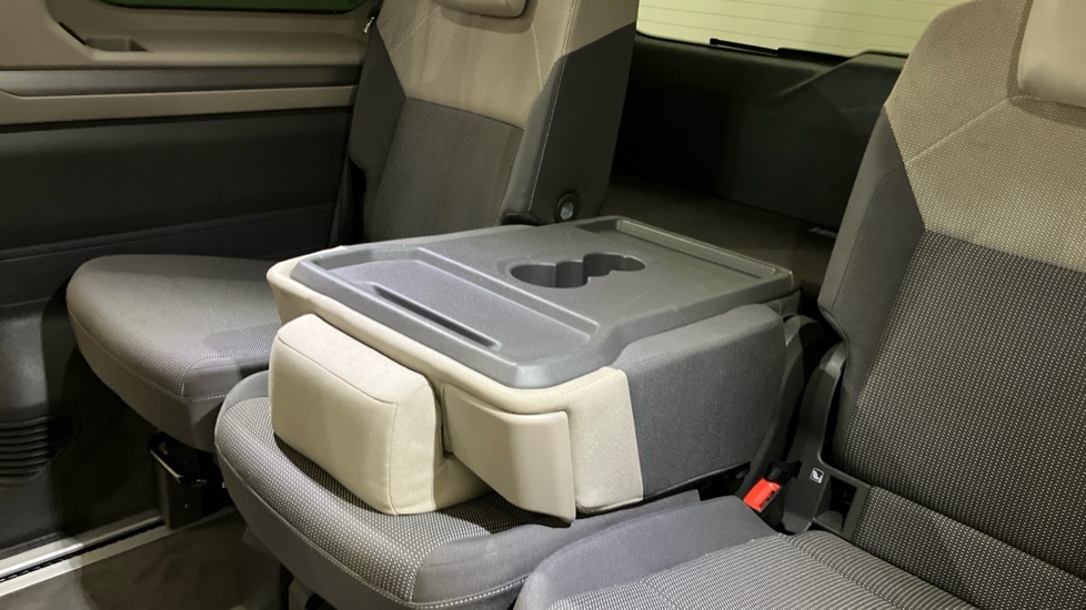 Volkswagen Multivan Lwb 2.0 Tdi 150Ps Style Dsg 7 Seatspanoramic Sunr Grey #28