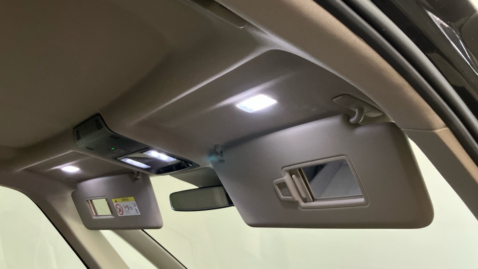 Volkswagen Multivan Lwb 2.0 Tdi 150Ps Style Dsg 7 Seatspanoramic Sunr Grey #36