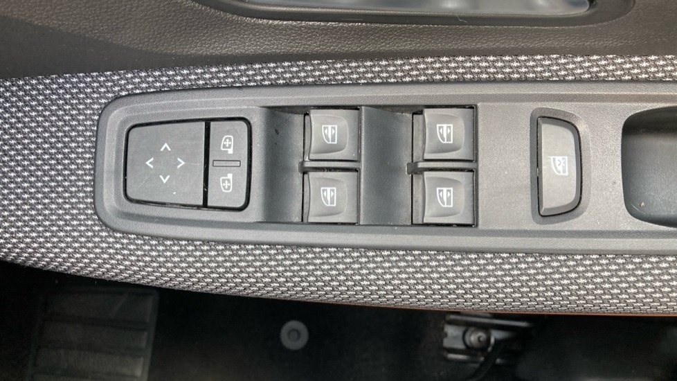 Dacia Sandero Stepway 1.0 Tce Comfort Cvt White #23