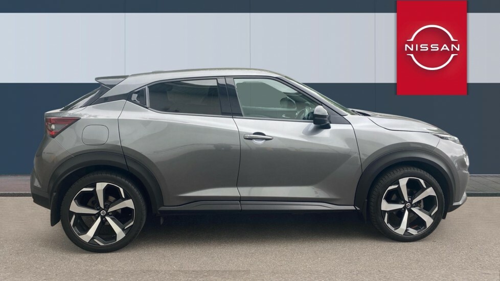 Nissan Juke Tekna Grey #5
