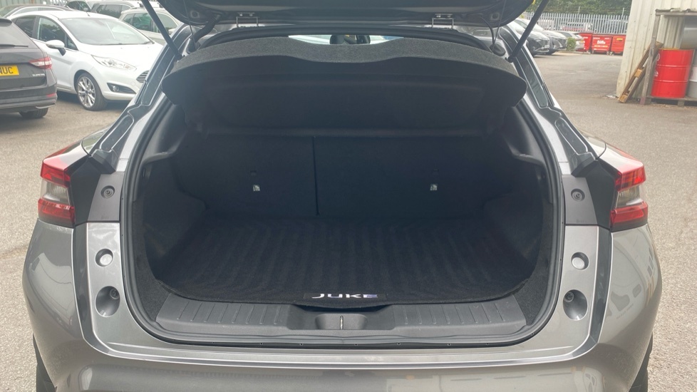 Nissan Juke Tekna Grey #4