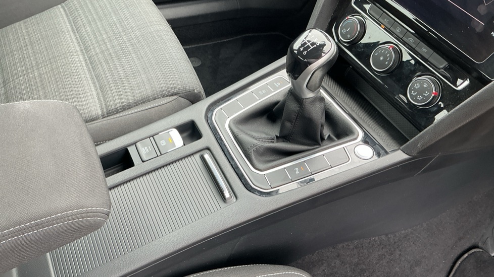 Volkswagen Passat 2.0 Tdi Evo Se Grey #36