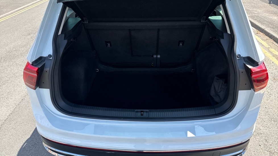 Volkswagen Tiguan Elegance White #4