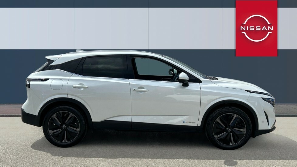 Nissan Qashqai Tekna White #5
