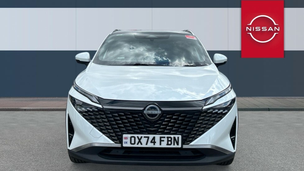 Nissan Qashqai Tekna White #3