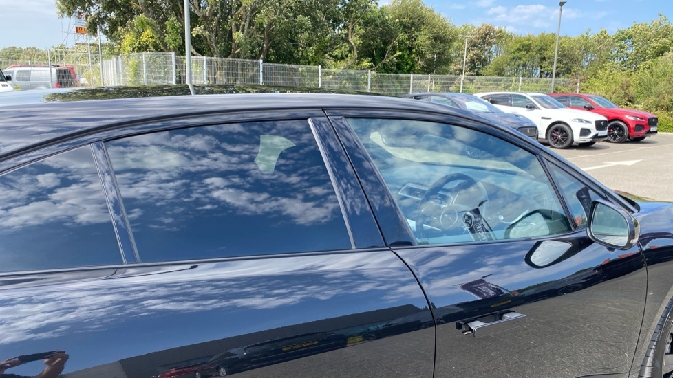 Jaguar I-Pace 294Kw Ev400 R-dynamic Hse Black 90Kwh Grey #25