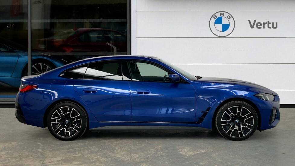 BMW i4 M Sport Blue #3