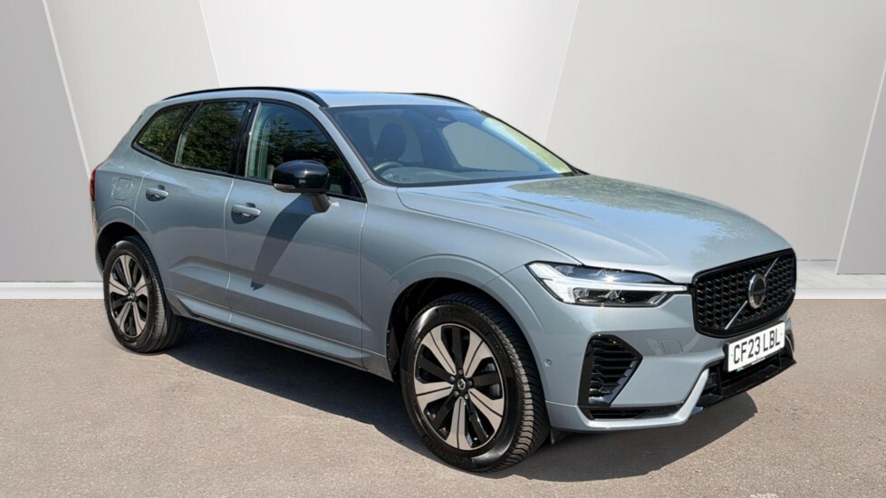 Volvo XC60 Plus Grey