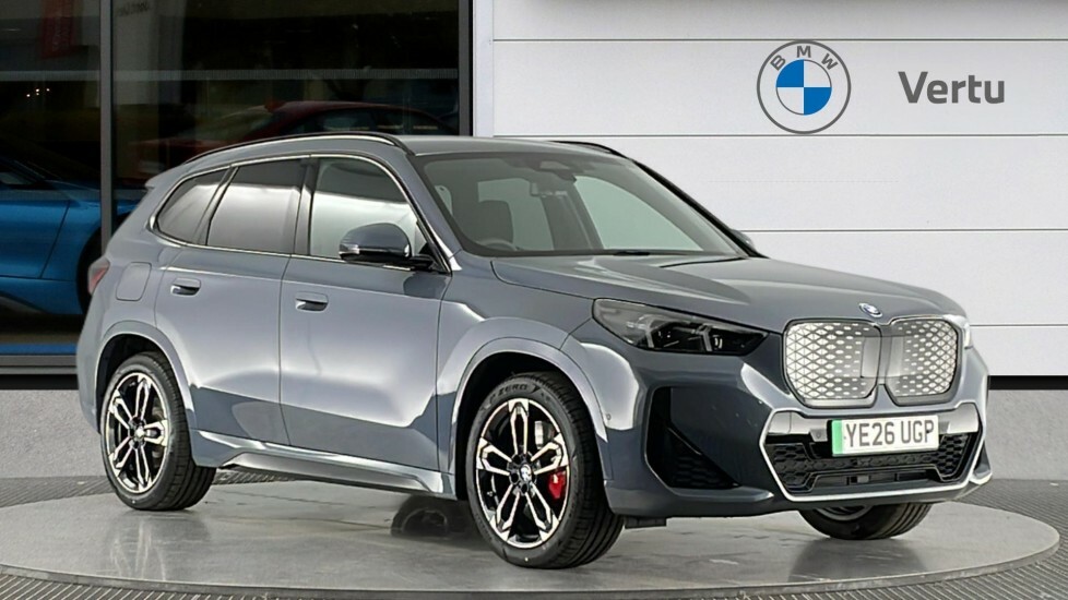 BMW iX1 Shadow Edition 
