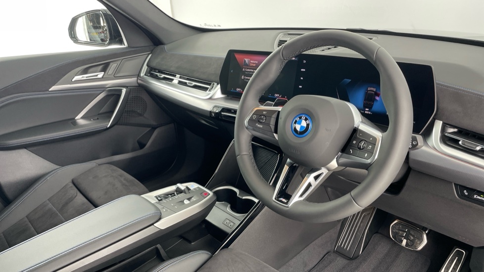 BMW iX1 M Sport Black #6