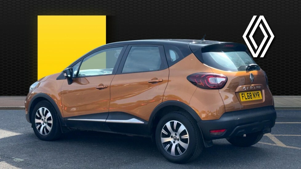 Renault Captur Play Black #2