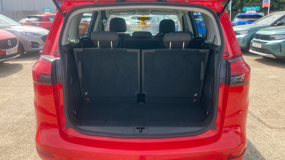 Vauxhall Zafira Tourer Design Red #4